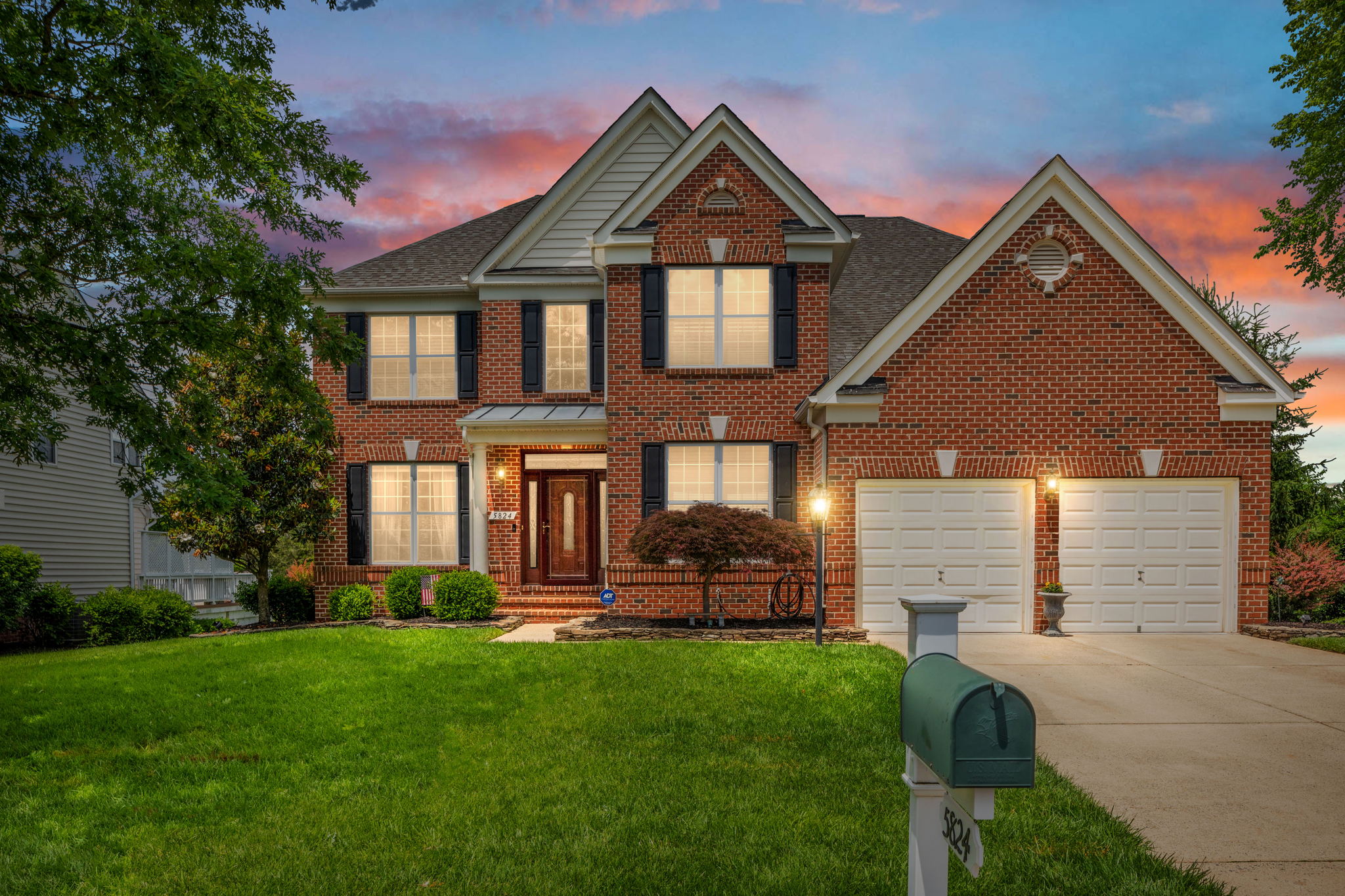 5824 Brandon Hill Loop, Haymarket, VA 20169, USA