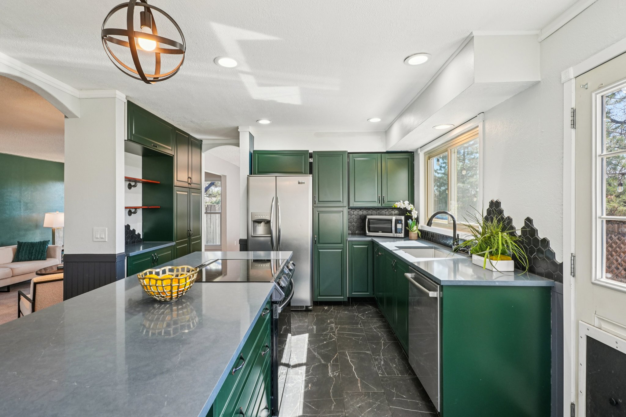 S Kline St-S2703-016.jpg