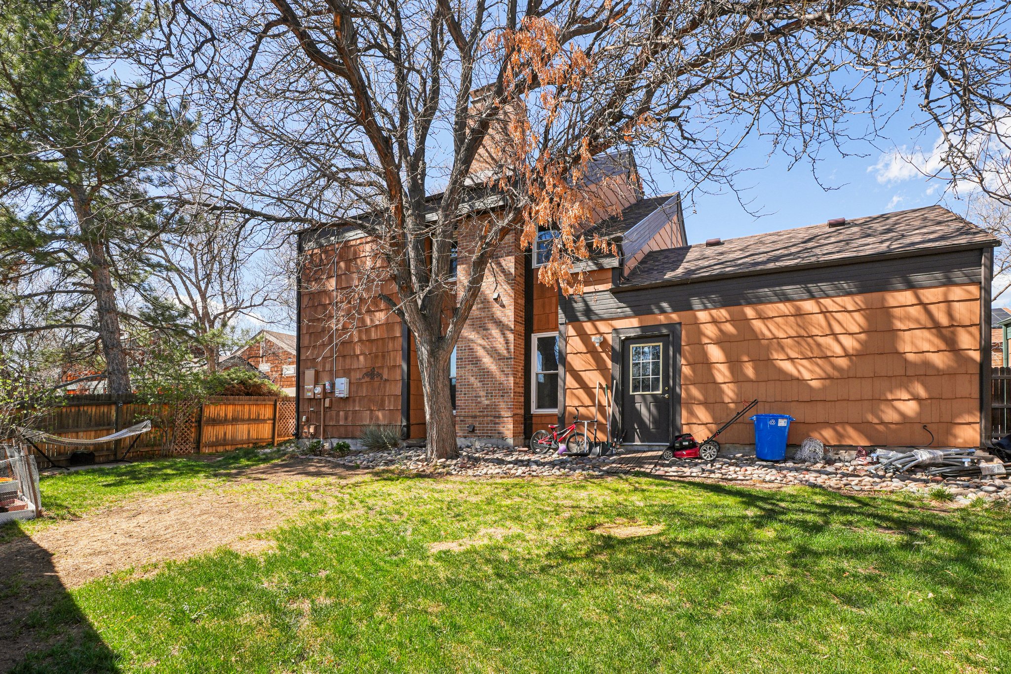 S Kline St-S2703-052.jpg