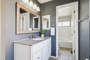 S Kline St-S2703-029.jpg