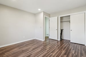 S Kline St-S2703-033.jpg