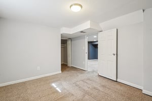 S Kline St-S2703-043.jpg