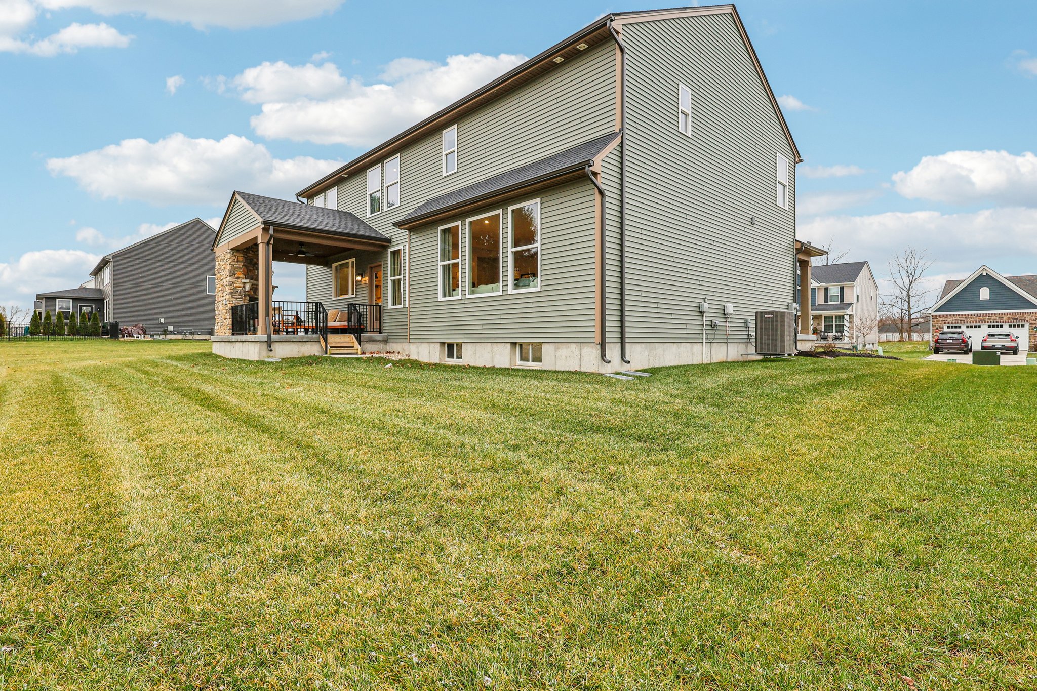 Stillwater Ln-S1212-056.jpg