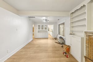 Avenal Ave-L0906-008.jpg
