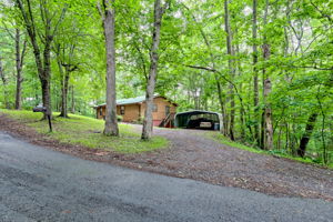  Photo 0