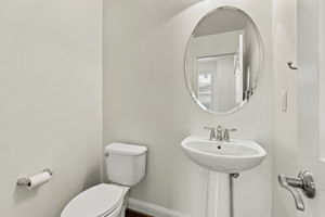  Photo 40