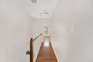  Photo 52