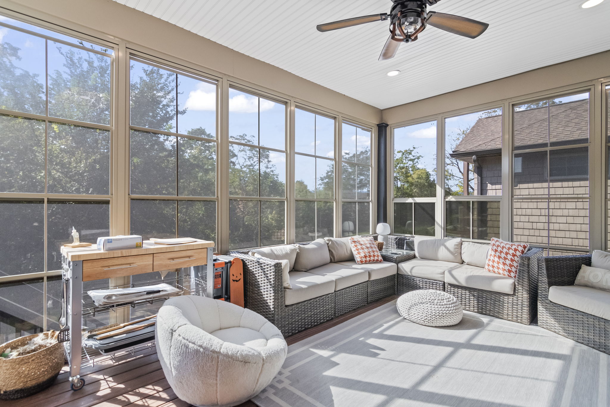 Screened-in Porch