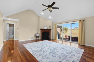 SLIDING DOORS WITH GREAT VIEW OF LAKE