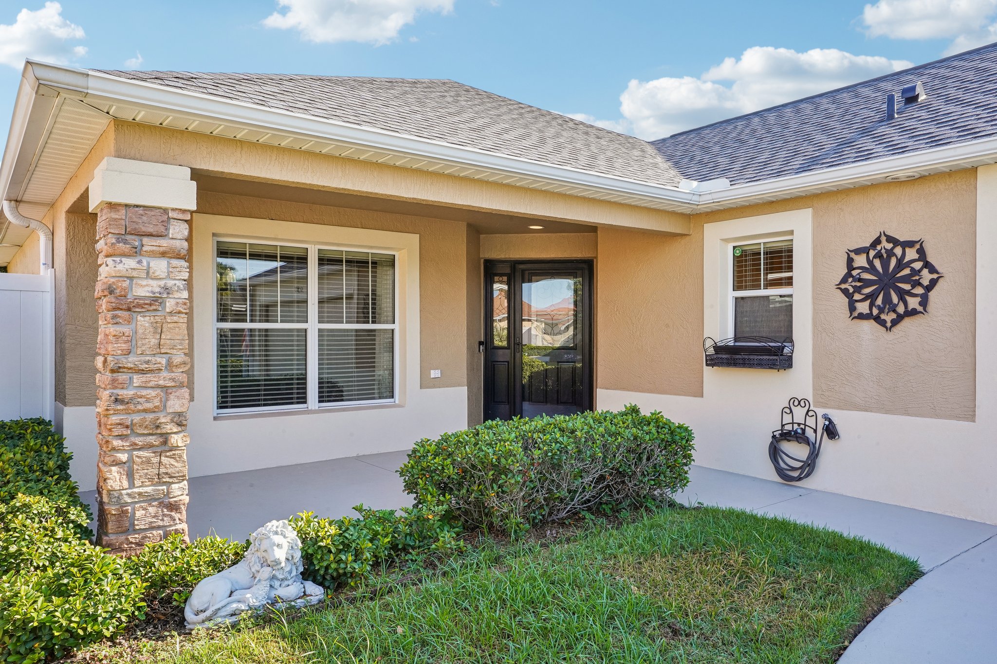 Arteaga Way-S1908-005.jpg
