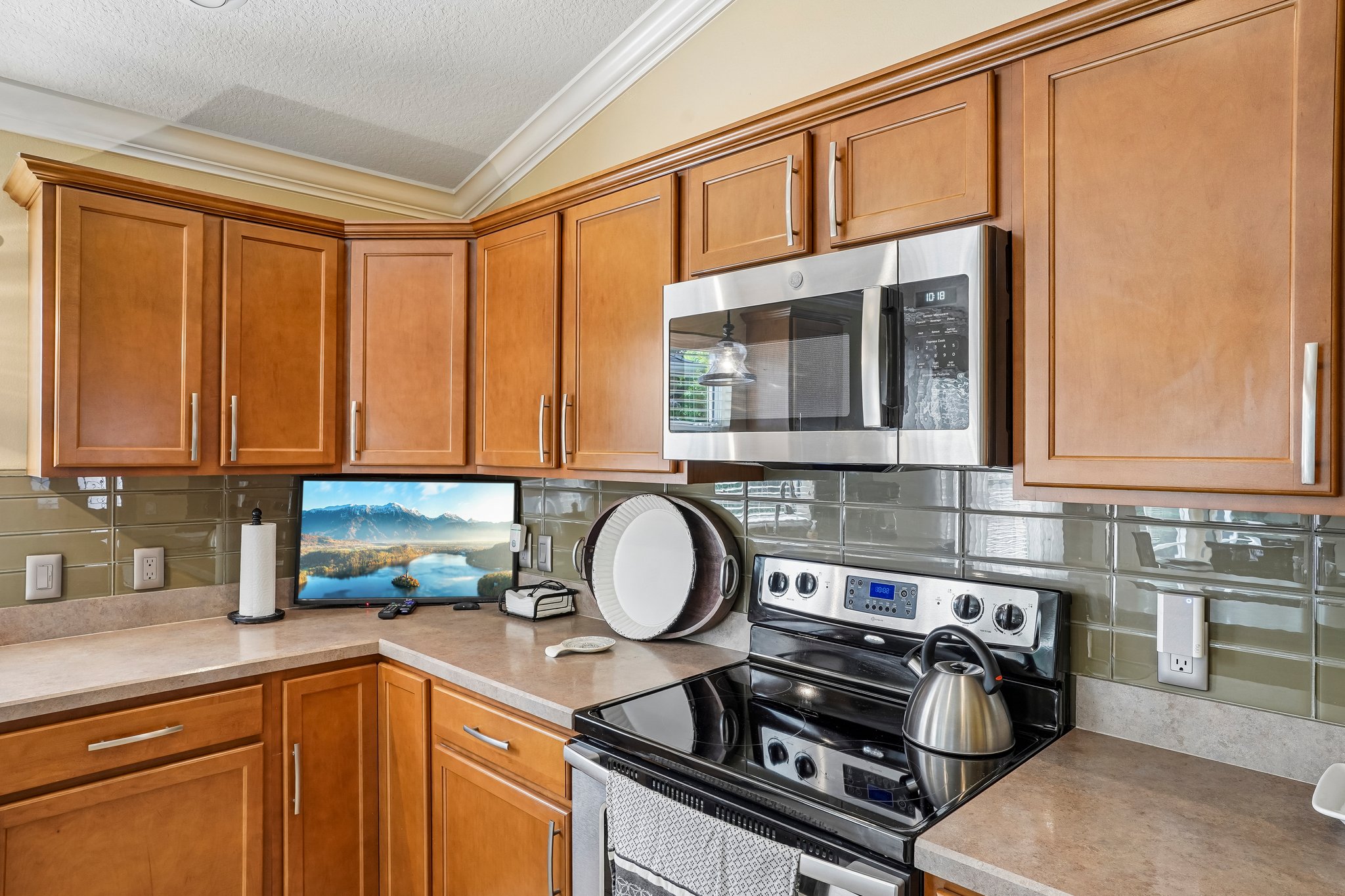 Arteaga Way-S1908-018.jpg