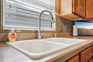 Arteaga Way-S1908-019.jpg