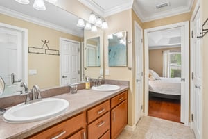 Arteaga Way-S1908-025.jpg