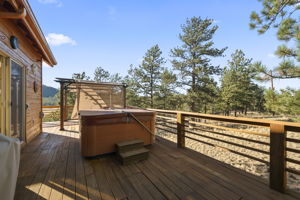 Hot Tub & Pergola