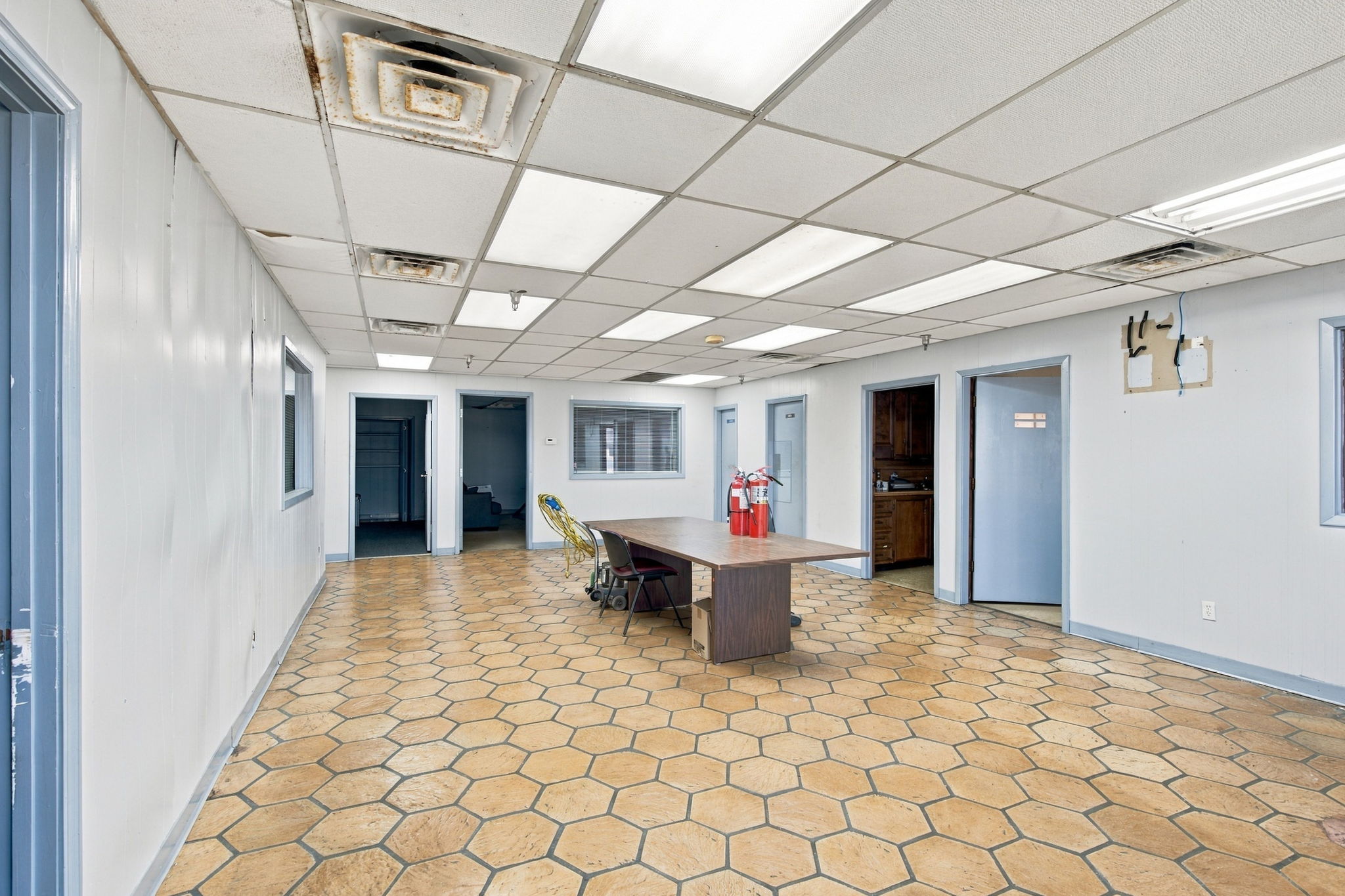  Photo 7