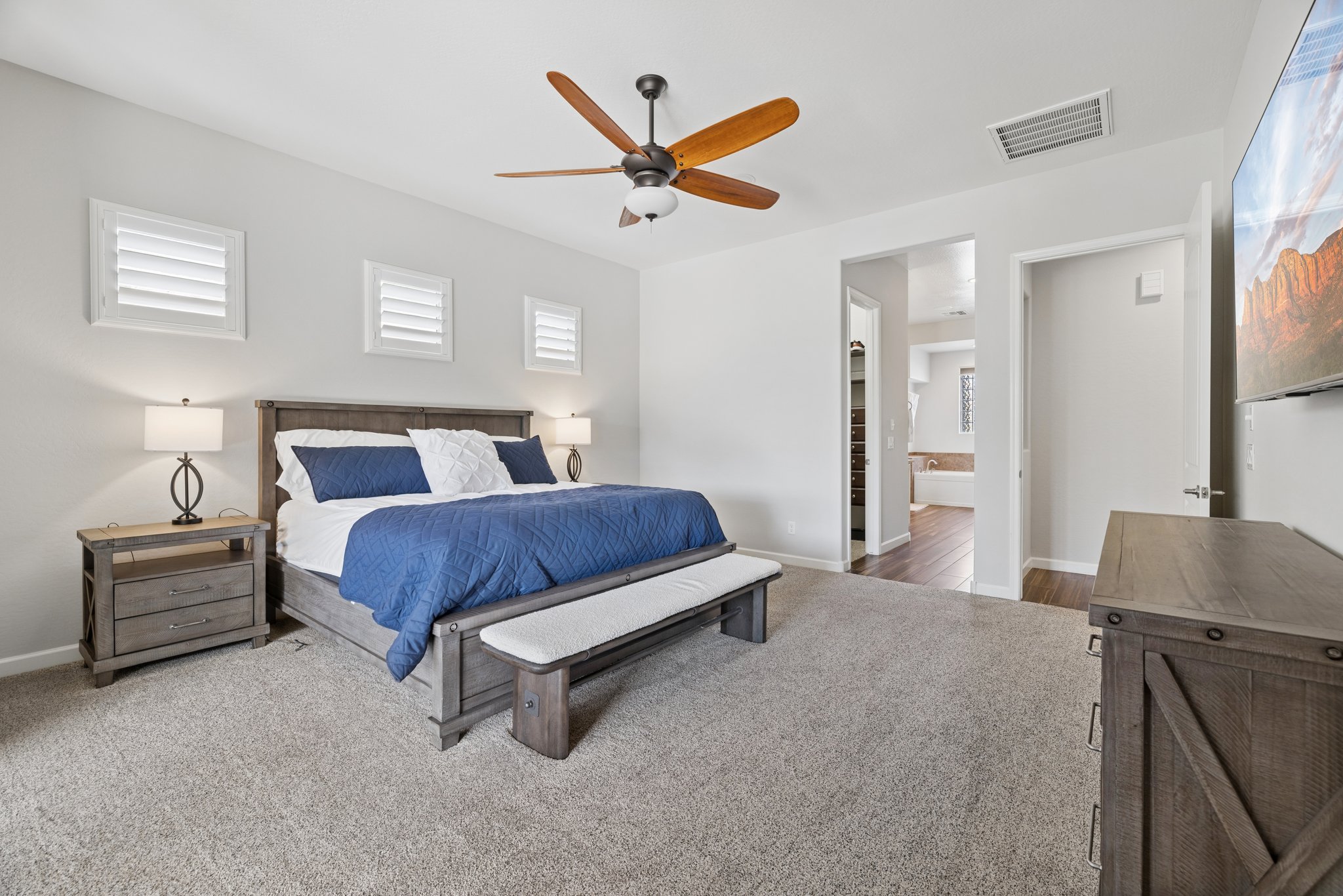 5831 E Sierra Sunset Trail - 009.jpg