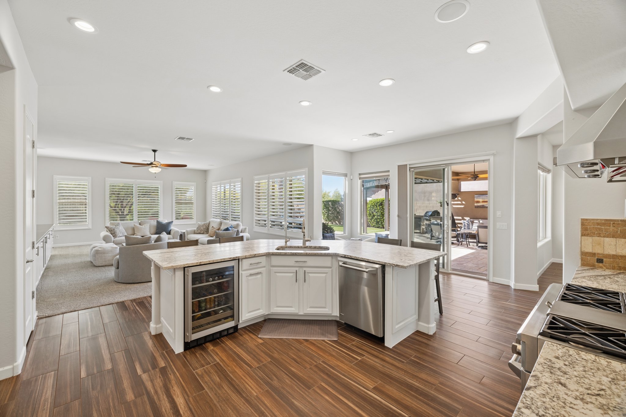 5831 E Sierra Sunset Trail - 037.jpg