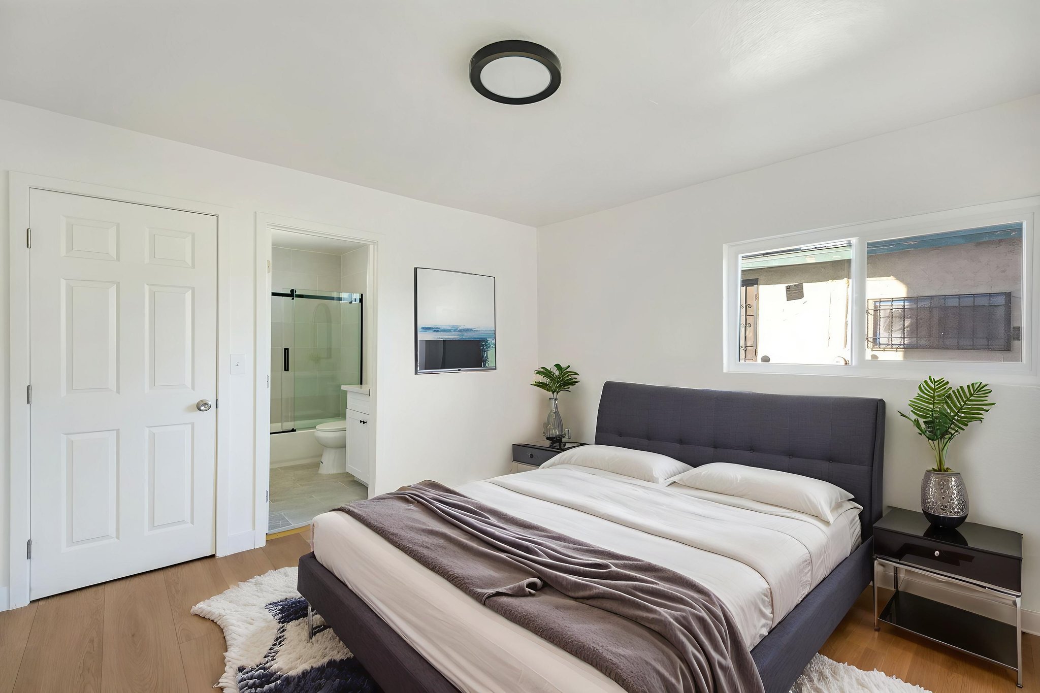 5832 6th Ave_DSC_0483 virtually staged.jpeg