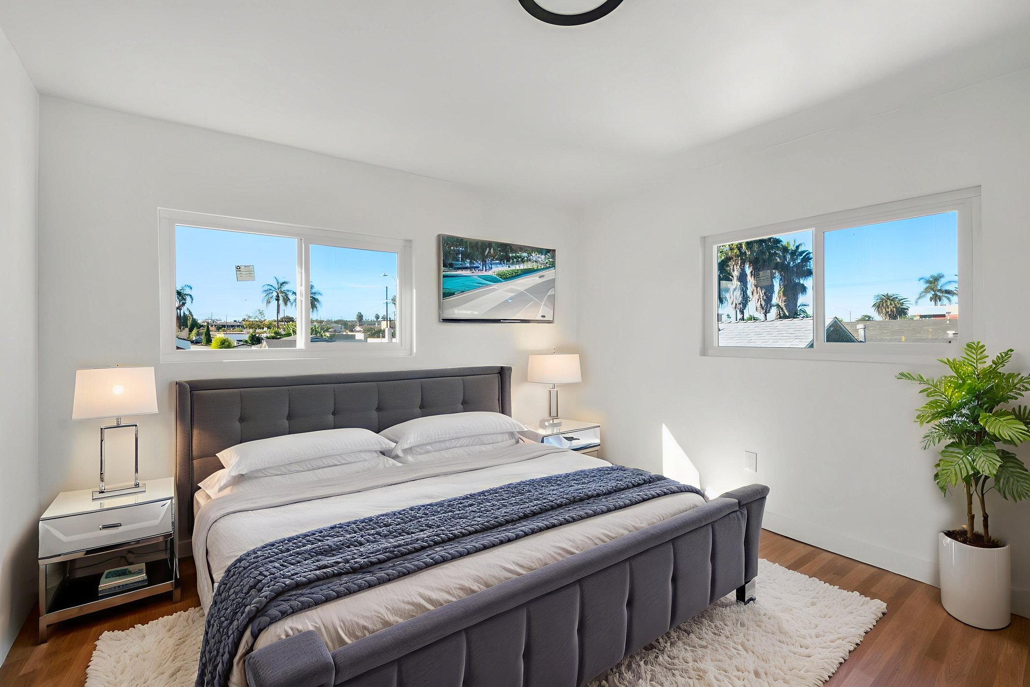 5832 6th Ave_DSC_0498 virtually staged.jpeg