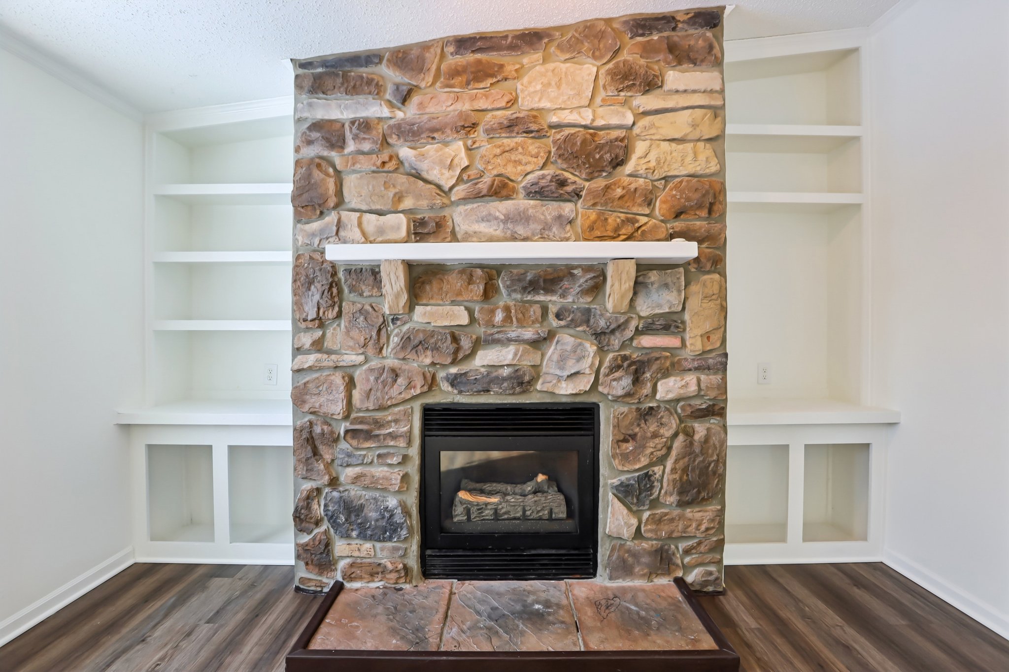 Broyles Rd-S2801-009.jpg