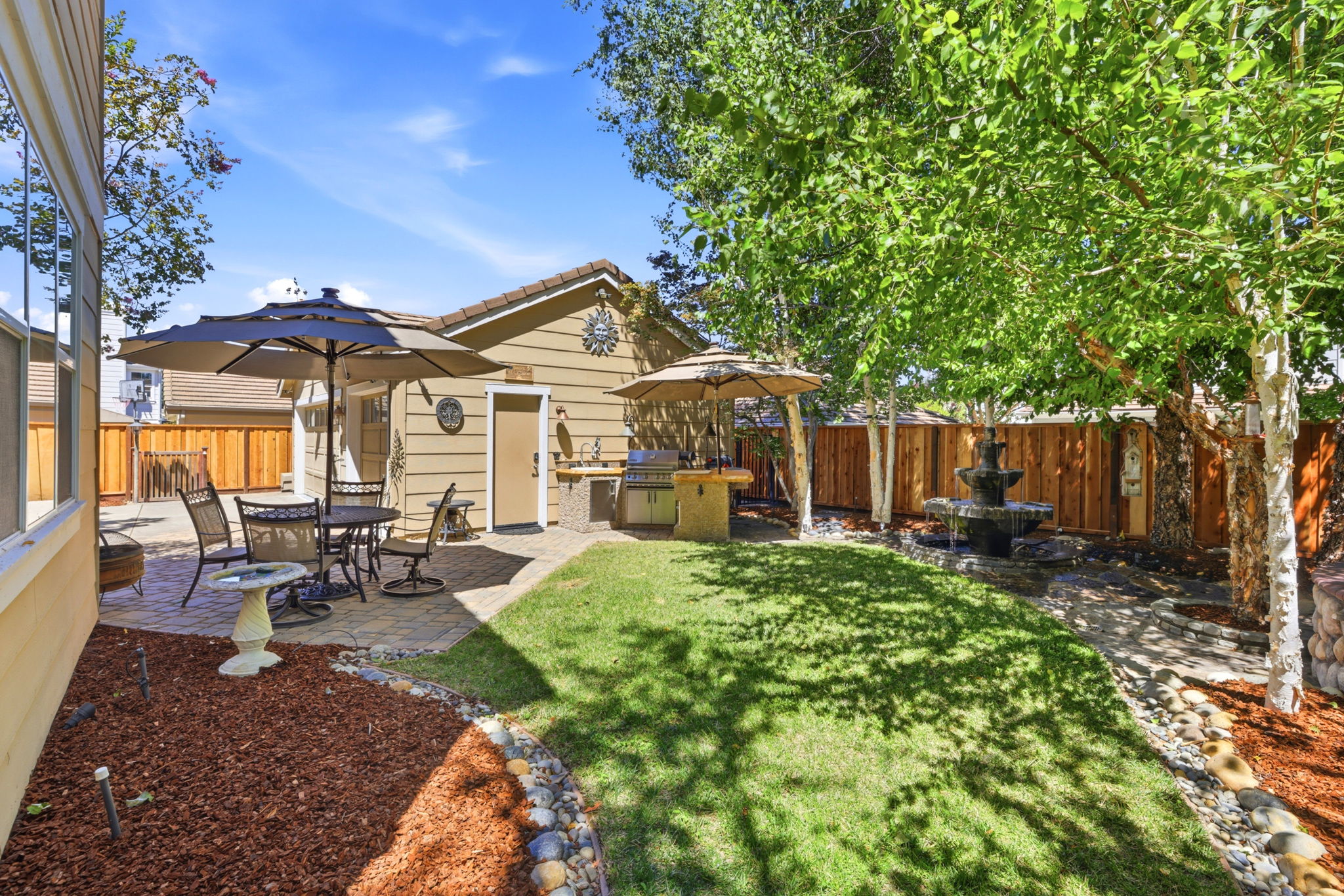 044_F8_5835 Elder Cir
