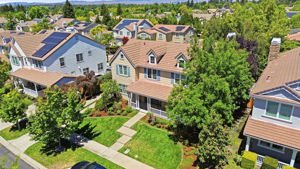 004_F8_AERIAL_5835 Elder Cir