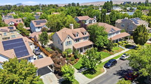 006_F8_AERIAL_5835 Elder Cir