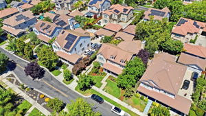 009_F8_AERIAL_5835 Elder Cir
