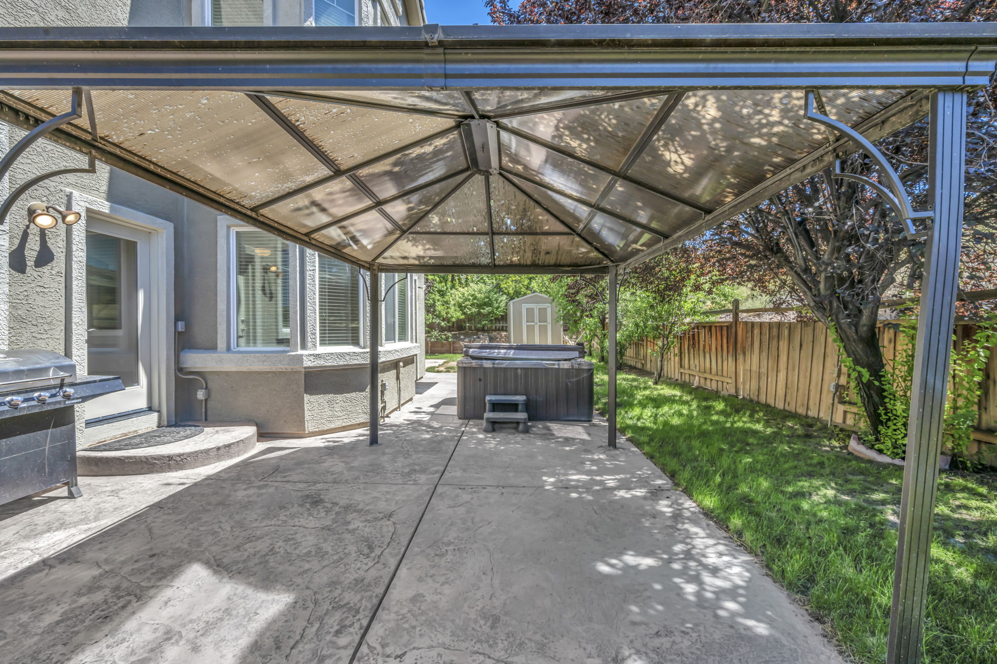 5835 Ingleston Dr_63