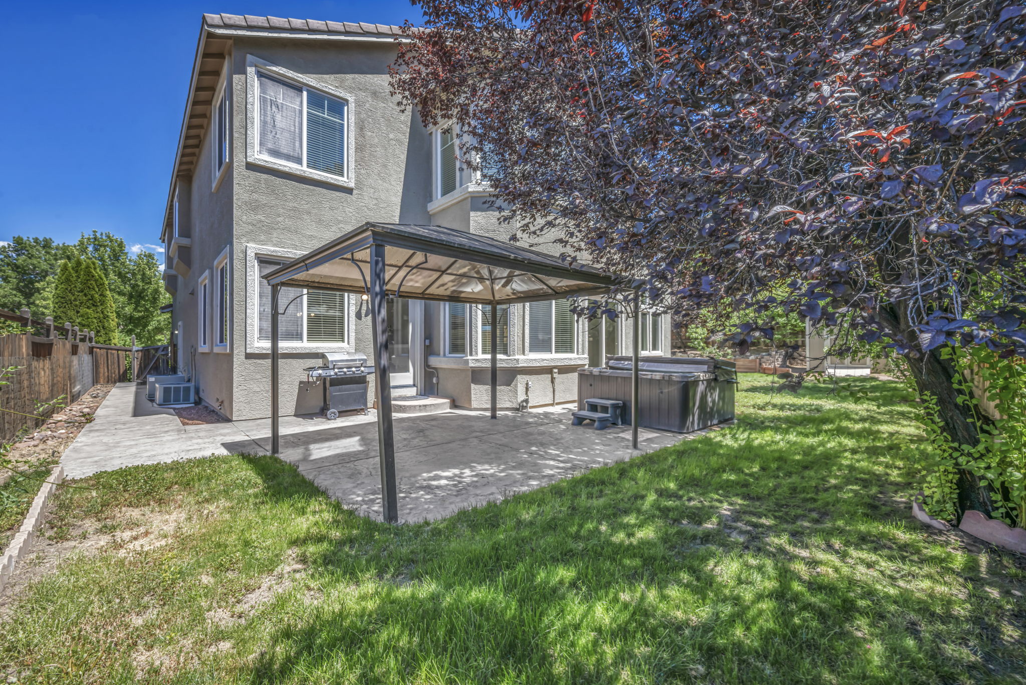 5835 Ingleston Dr_64