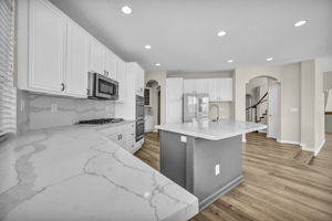 5835 Ingleston Dr_54