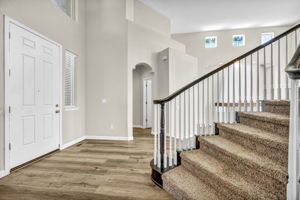 5835 Ingleston Dr_35