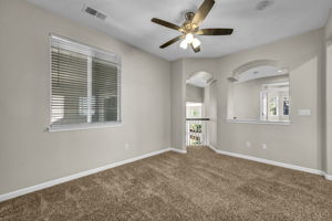 5835 Ingleston Dr_22