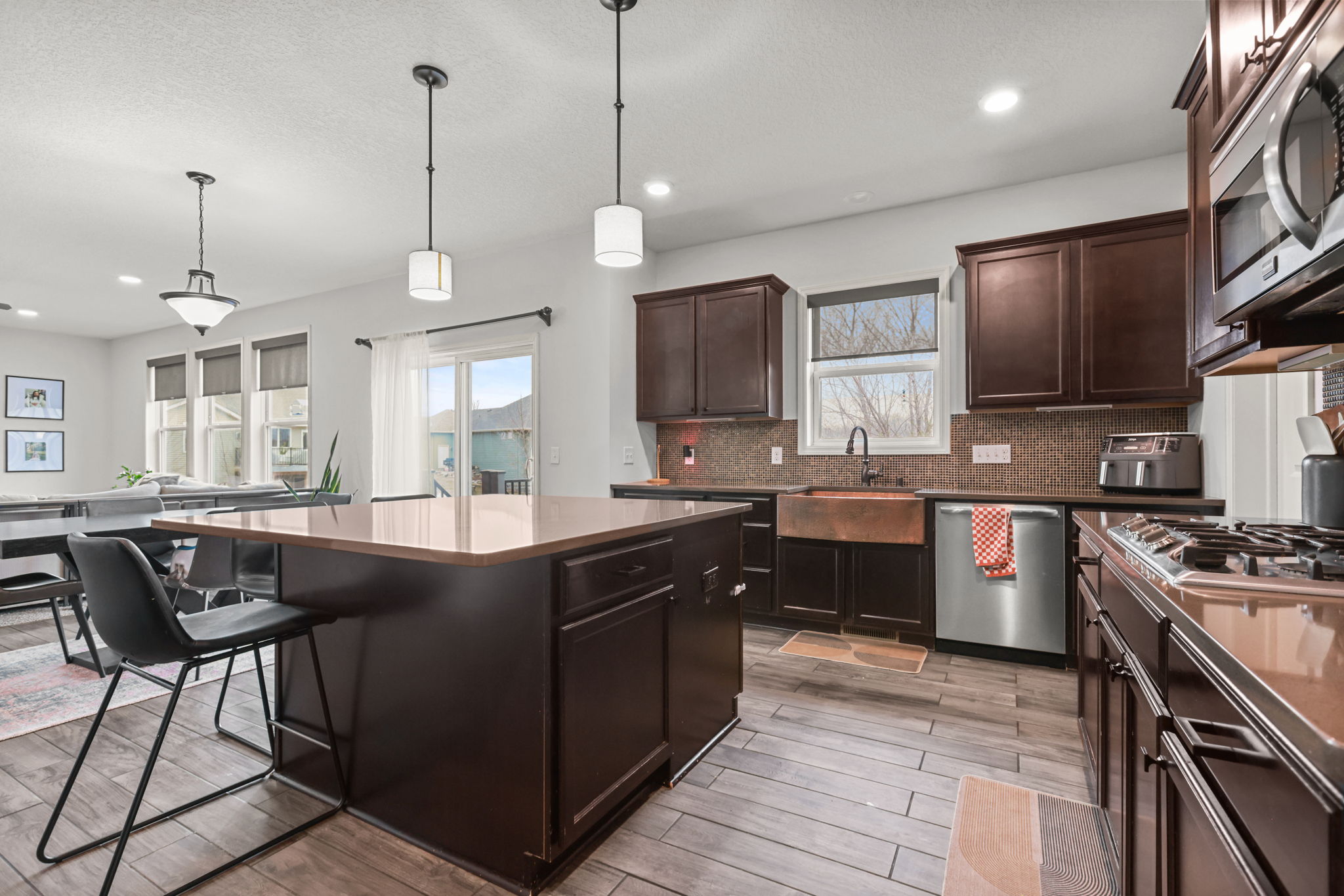 Kitchen center island