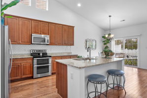 12-Kitchen