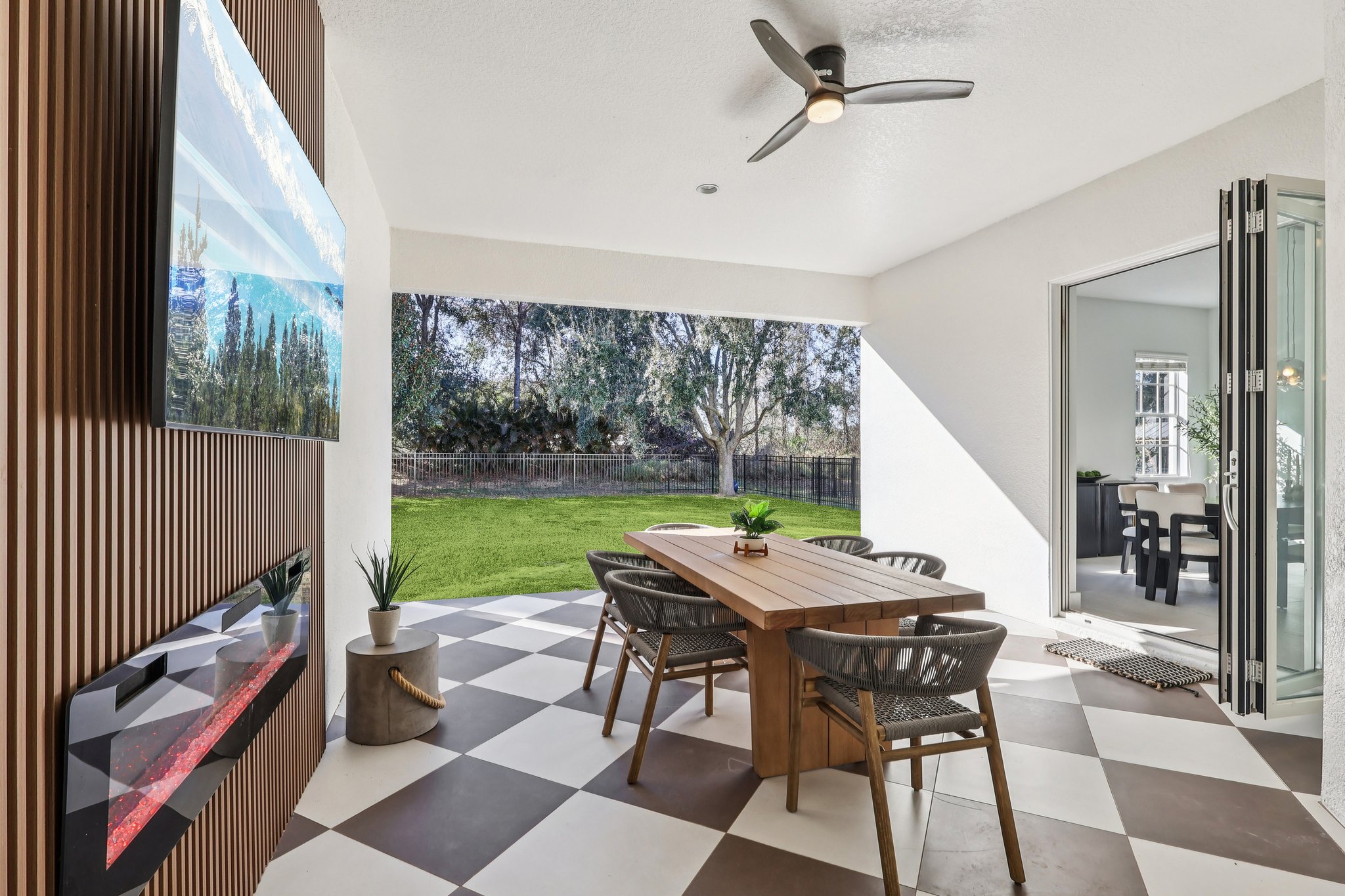 Caymus Loop-L0702-032.jpg