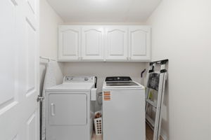 Photo 34
