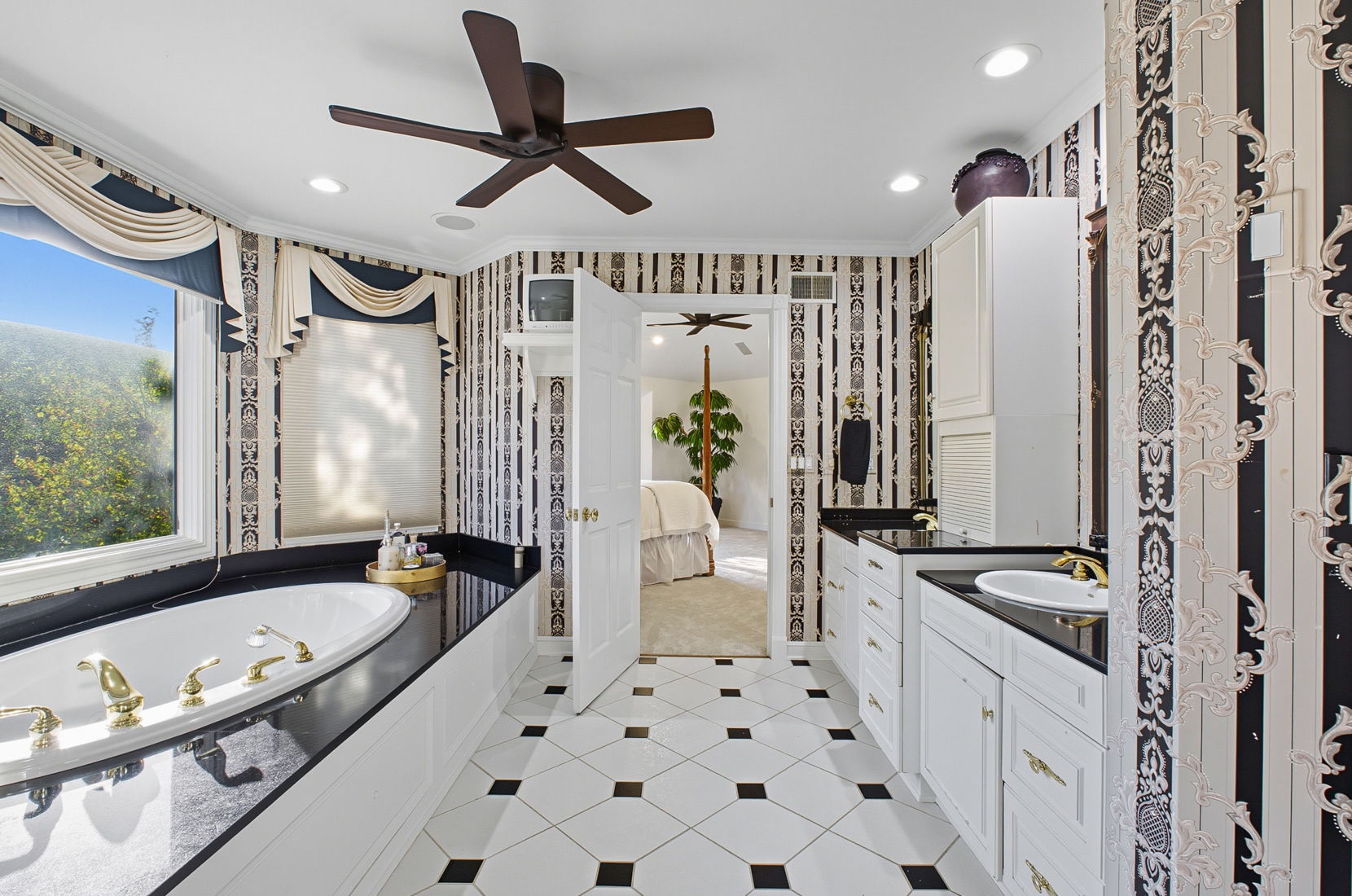 Jackie King - 5840 Heron Ct-82