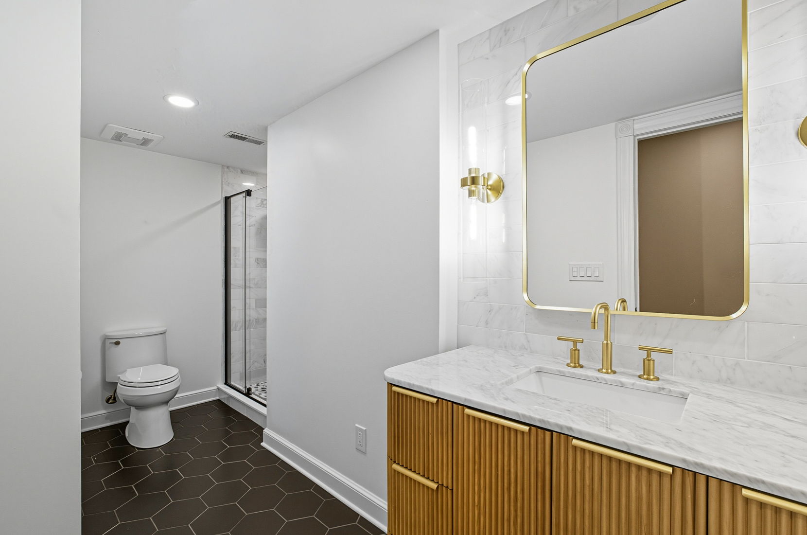 Jackie King - 5840 Heron Ct-100