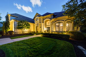 Jackie King - 5840 Heron Ct-108