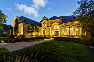 Jackie King - 5840 Heron Ct-109