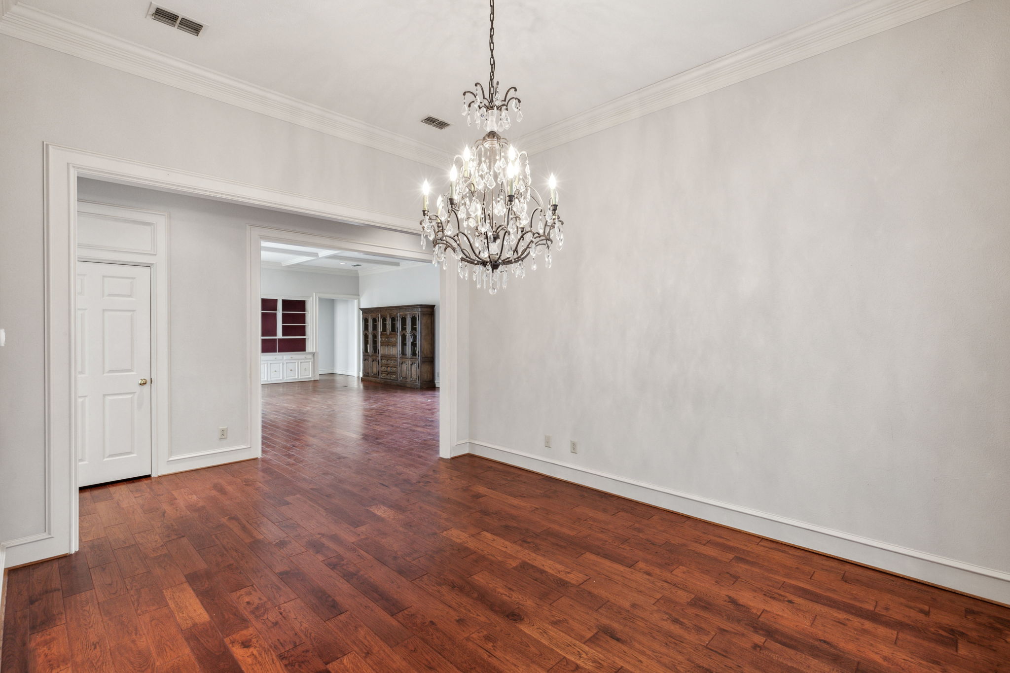 Formal dining room