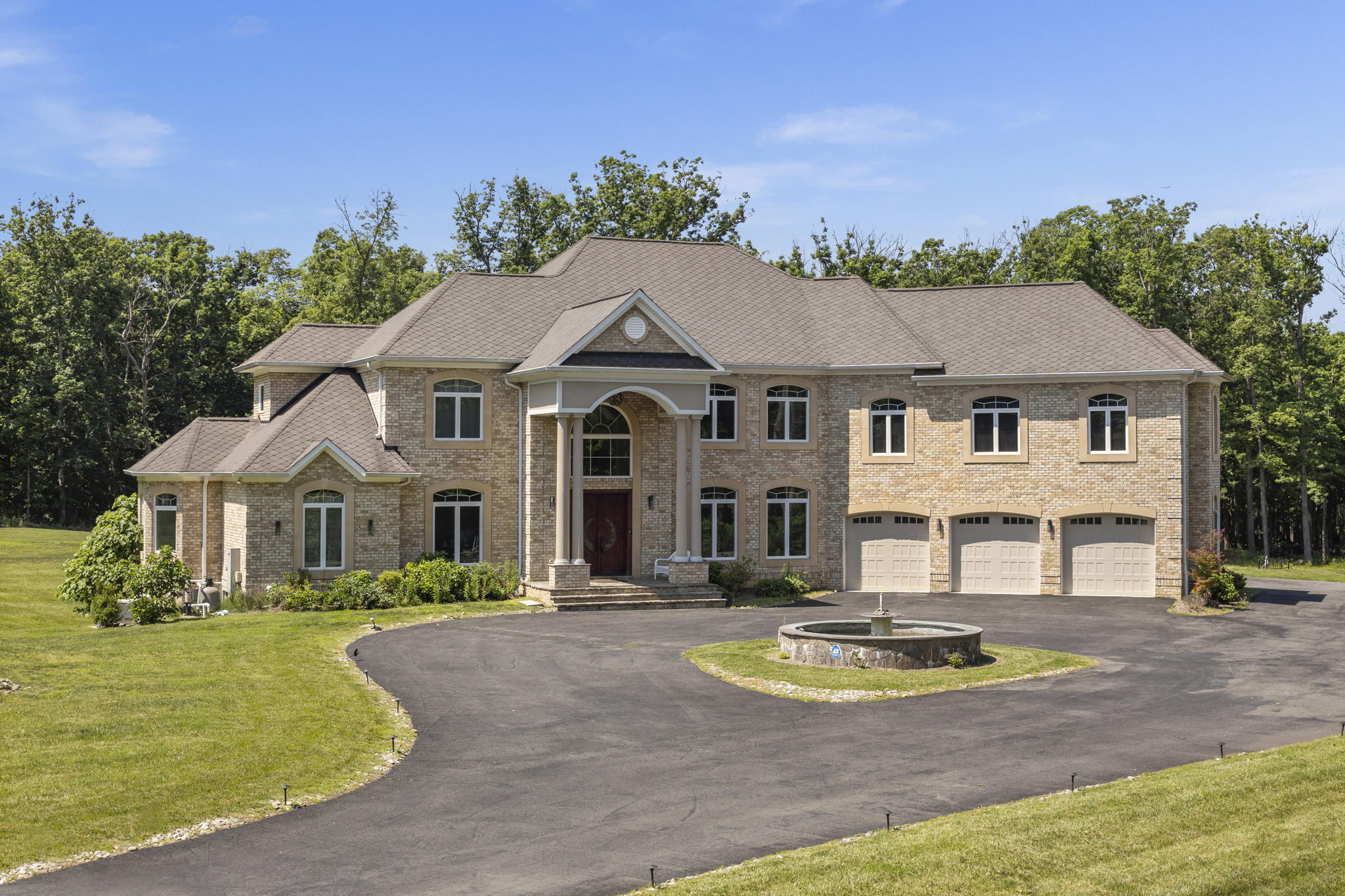 5848 Doyle Rd, Clifton, VA 20124, USA Photo 2