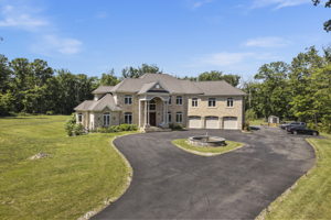 5848 Doyle Rd, Clifton, VA 20124, USA Photo 2
