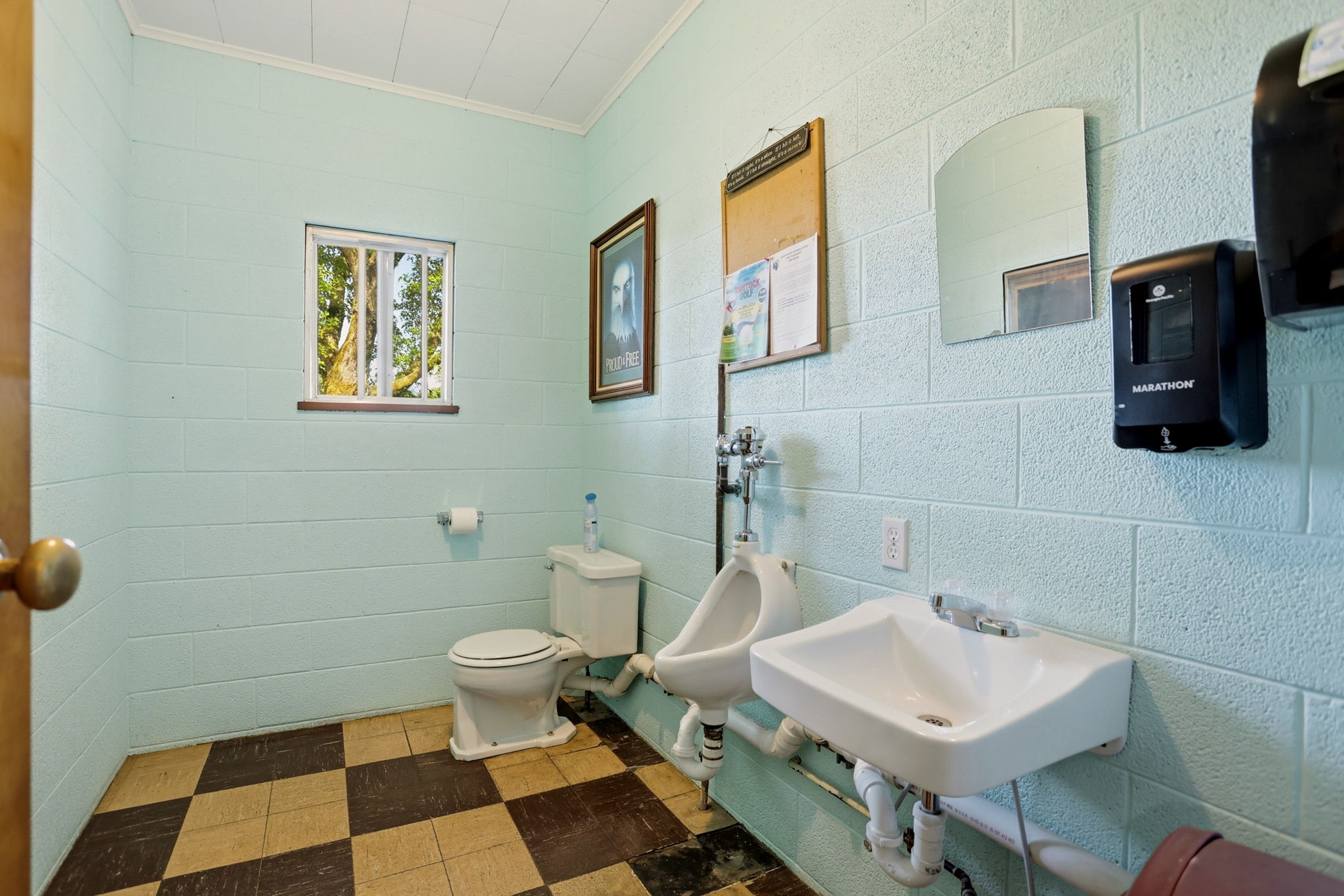  Photo 21