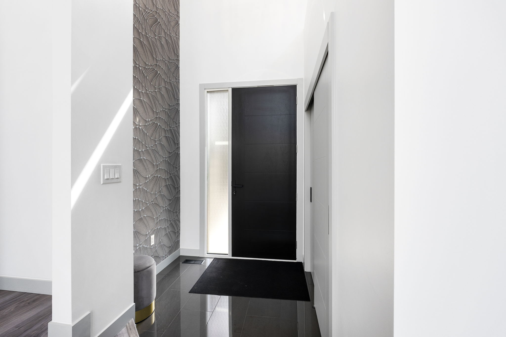 585 Saddleridge Ln - Interior-1