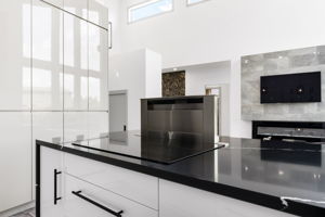 585 Saddleridge Ln - Interior-11