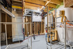 585 Saddleridge Ln - Interior-38