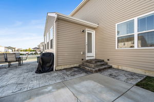  Photo 44