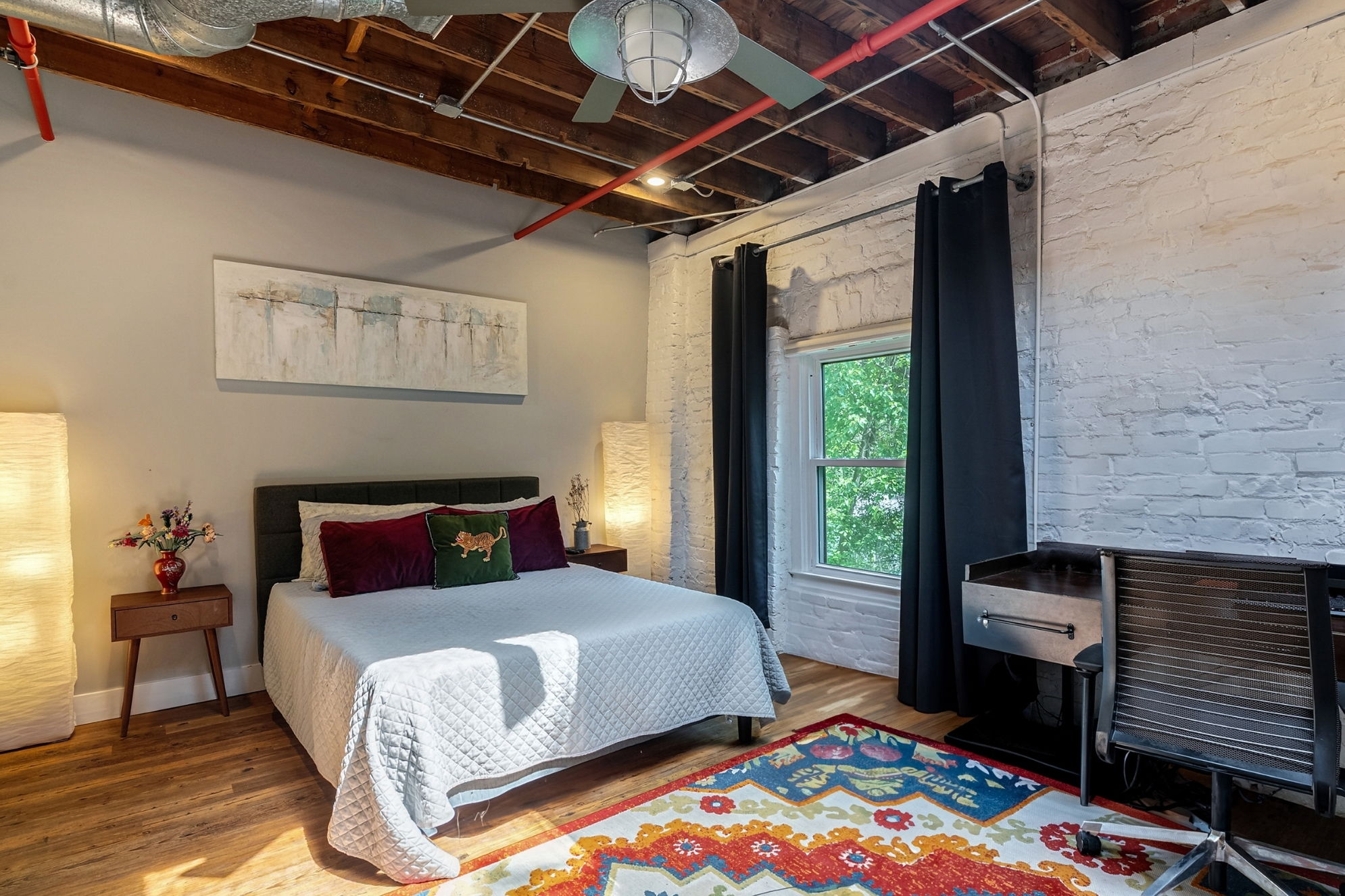 Large suite suite with walk-in closet